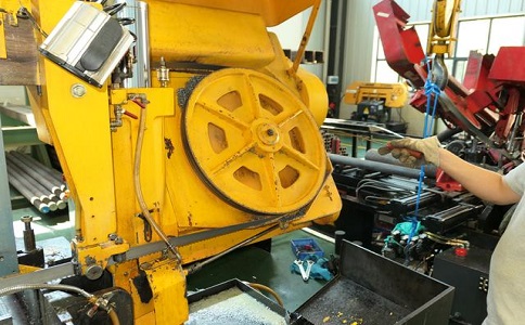 如何解决宜丰卧式金属带锯床切削时出现的断带现象？